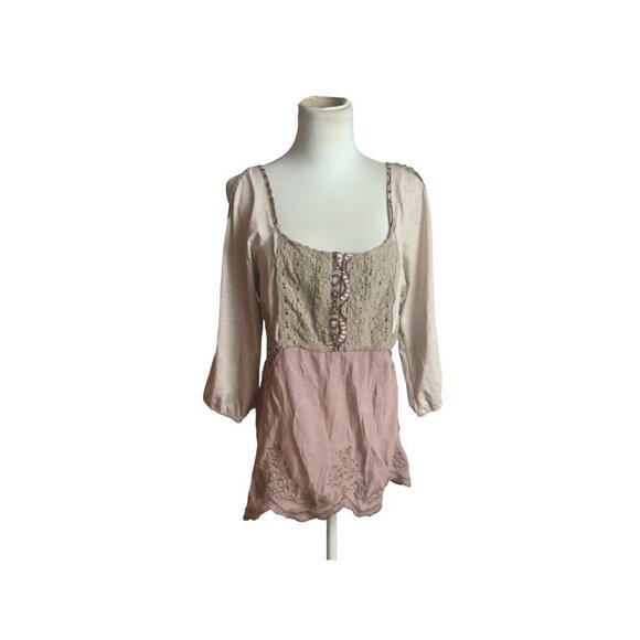 BBK Buckle Peasant Top. Size M - Picture 1 of 3